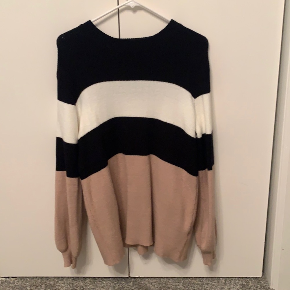 S black/white/brown sweater- Saving Paige Boutique